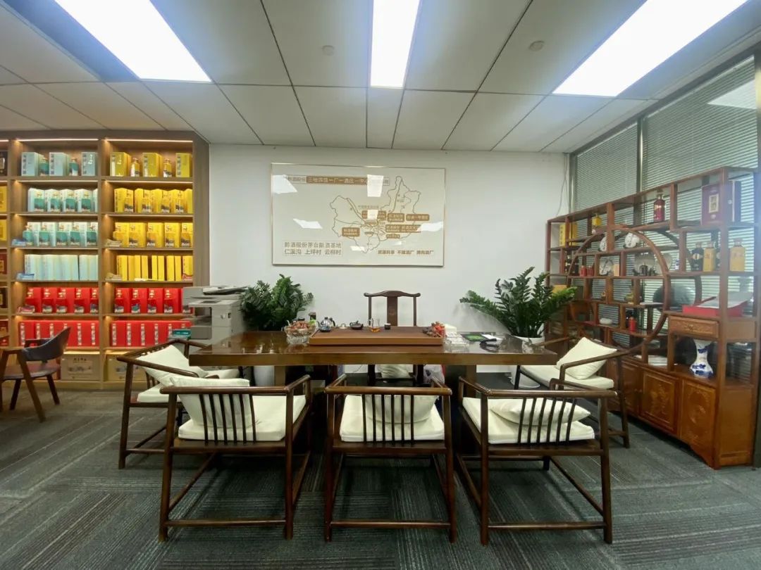 富力盈凯甲级写字楼只租138元/㎡(图2)